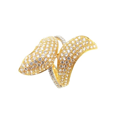 Lot 168 - A modern white sapphire set dress ring