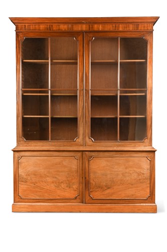 Lot 304 - A William IV mahogany bookcase