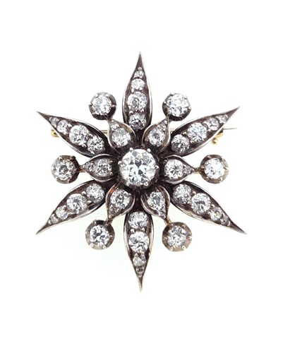 Lot 193 - A Victorian diamond set floral cluster brooch