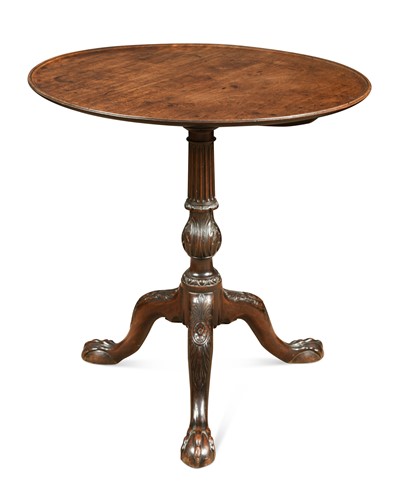 Lot 367 - A George III style mahogany tilt top table