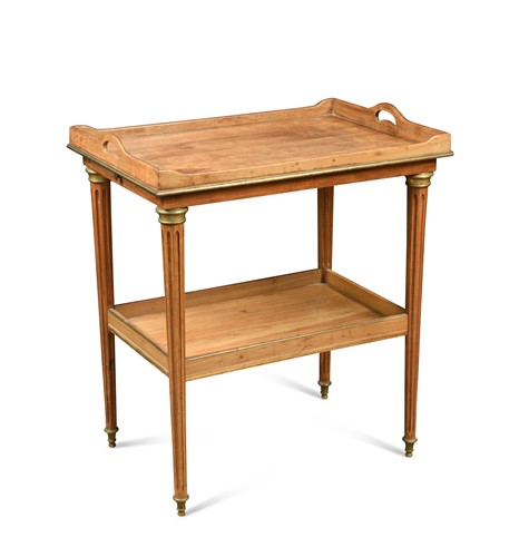 Lot 345 - A mahogany drinks table, 20th century