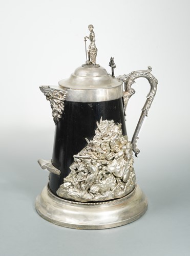 Lot 304 - An oversized silver plated and wooden lidded hunting jug
