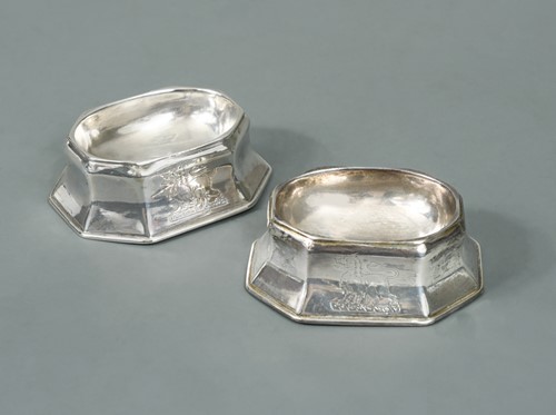 Lot 329 - A pair of Queen Anne Britannia silver trencher salts