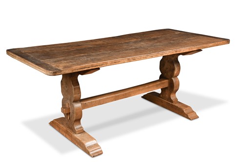 Lot 184 - An oak refectory table