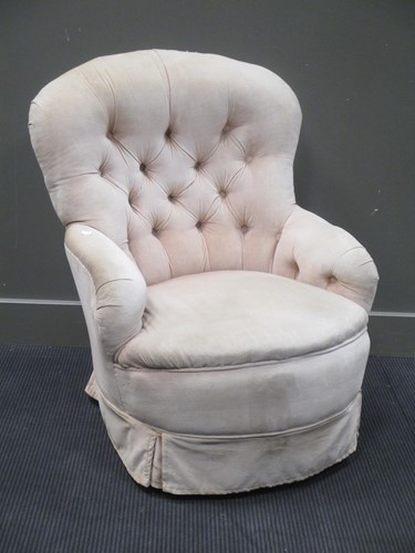 Lot 420 - A late 19th century buttoned back chair with...