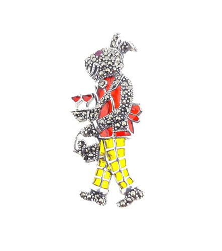 Lot 92 - A plique-à-jour enamel 'cocktail bunny' pendant/brooch