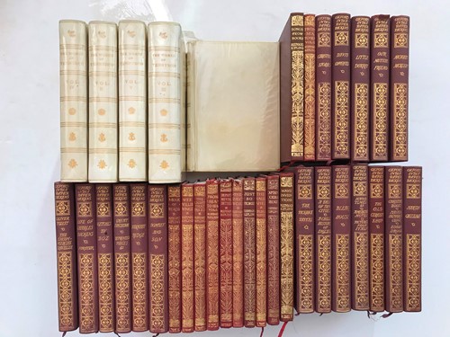 Lot 302 - Literature and bindings.