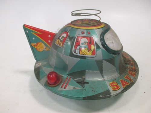 Lot 29 - Collection of Japanese and other part tinplate...