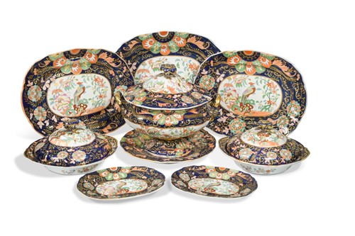 Lot 296 - A Mason's Ironstone imari dinner service