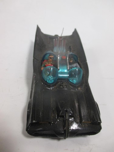 Lot 28 - Various loose Corgi models and others,...