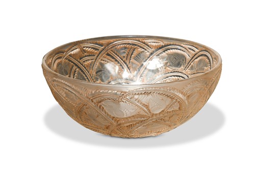 Lot 20 - Pinsons, a Lalique clear, frosted and brown heightened glass bowl