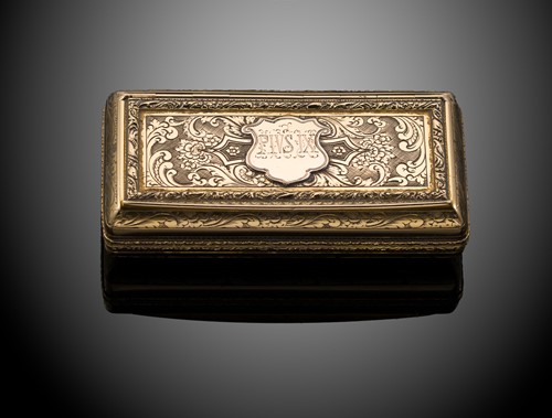 Lot 314 - A continental metalwares snuff box