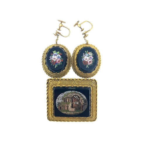Lot 41 - A 19th Century micro mosaic brooch and ear pendants en suite