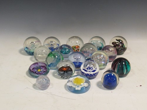 Lot 43 - A collection of mostly Caithness and Selkirk...