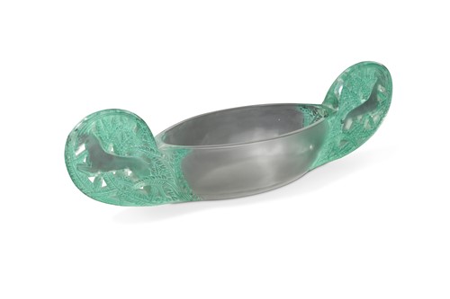 Lot 18 - Saint-Hubert, an R. Lalique glass jardiniere