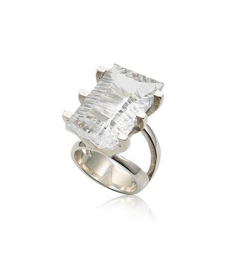Lot 57 - A modern single stone rock crystal statement ring