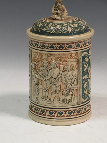 Lot 46 - Tabacco jar 25cm high