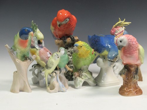 Lot 10 - A collection of Royal Dux, Goebel and Karl Ens...