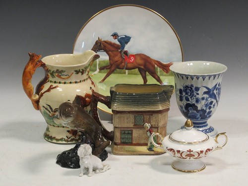 Lot 2 - A collection of pottery and porcleain to...