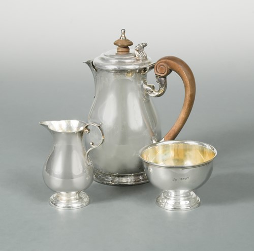 Lot 437 - An Edward VII  silver harlequin bachelor's three-piece coffee set