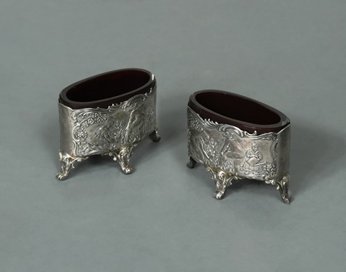 Lot 353 - A pair of 19th century German metalwares silver salts