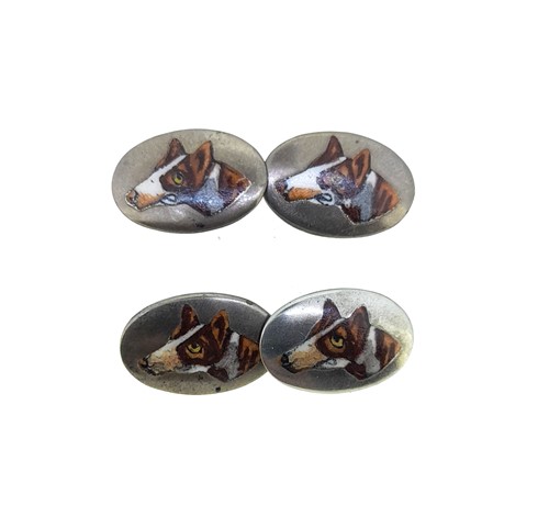 Lot 12 - Two pairs of cufflinks and a gun dog pin