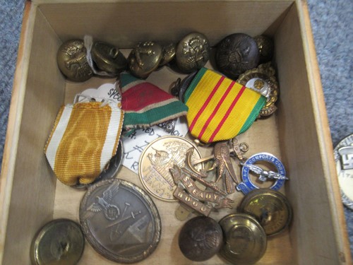 Lot 154 - Box - WWII RAF medals (possibly replicas),...
