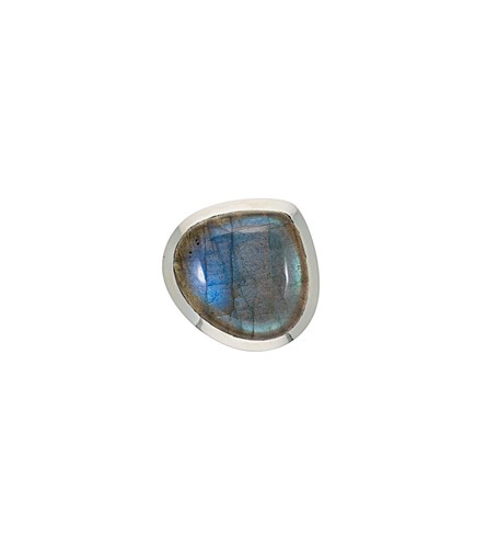 Lot 7 - A labradorite dress ring