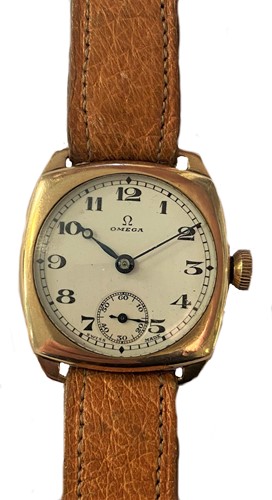 Lot 312 - Omega - A 9ct gold wristwatch