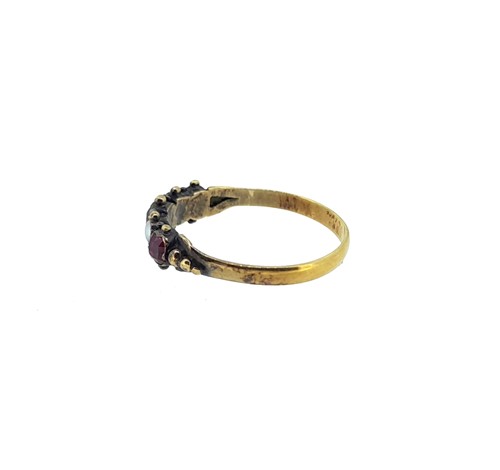Lot 45 - A Georgian ruby and pearl ring