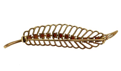 Lot 46 - A trio of garnet set jewels