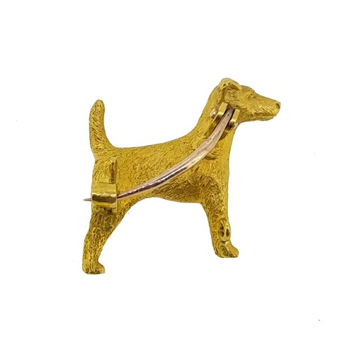 Lot 25 - A dog brooch
