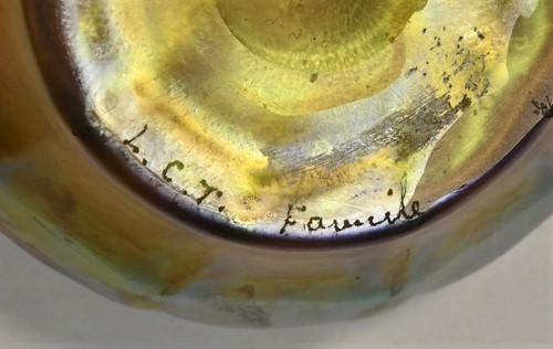 Lot 1 - A Tiffany Favrile glass finger bowl and stand