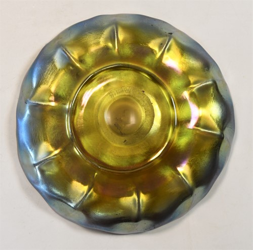 Lot 1 - A Tiffany Favrile glass finger bowl and stand
