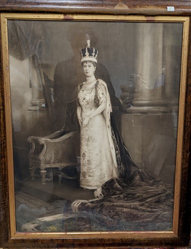 Lot 205 - Portrait of Queen Mary, watercolour over a...