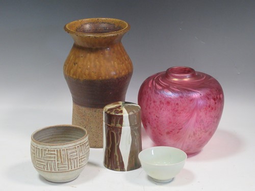 Lot 37 - Five items of assorted 20th century studio...