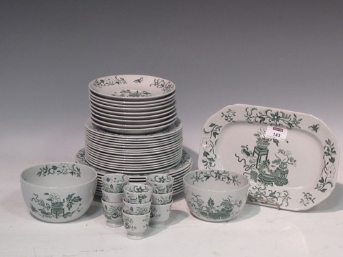 Lot 143 - A Copeland Spode Bowpot Green dinner service