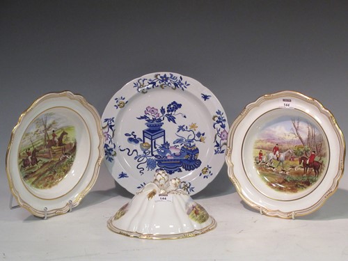 Lot 144 - A Copeland Spode dinner service with Hunting...