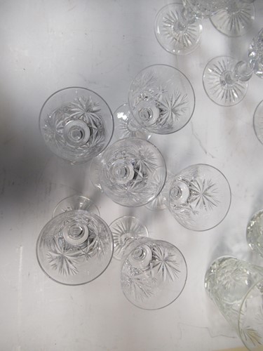 Lot 45 - A quantity of Edinburgh glass drinking glasses...