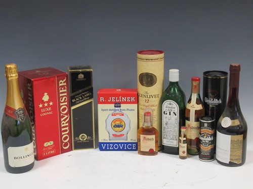 Lot 110 - Bottles of spirits including whisky and cognac