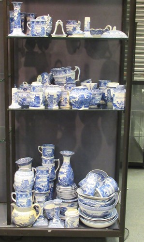 Lot 138 - A large quantity of Cauldon Chariot blue and...