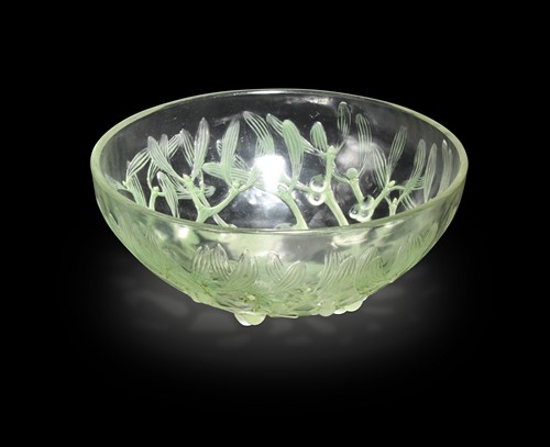 Lot 20 - Gui, an R. Lalique green stained bowl, circa 1920s