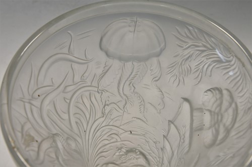 Lot 7 - An Art Deco style moulded glass vase