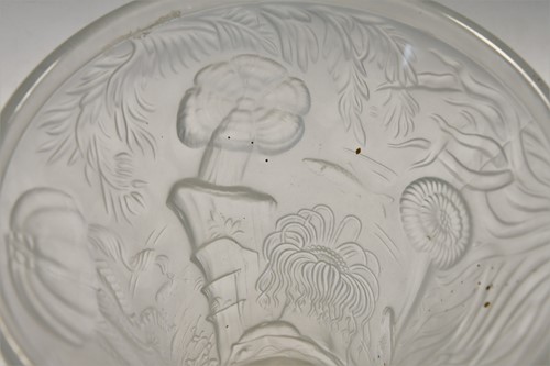Lot 7 - An Art Deco style moulded glass vase