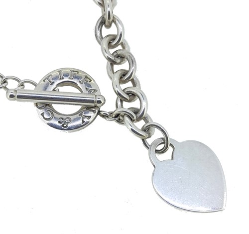 Lot 5 - Tiffany & Co. - A Sterling silver necklace