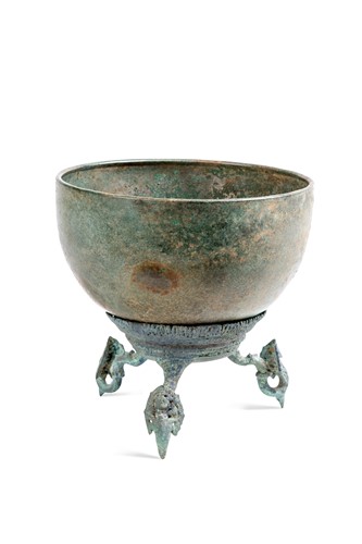 Lot 62 - A Khmer Bronze tripod bowl on stand, Bayon Period circa 13th century