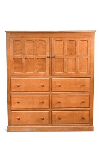 Lot 212 - Cat and Mouseman: Lyndon Hammell (Harmby), an oak press cupboard