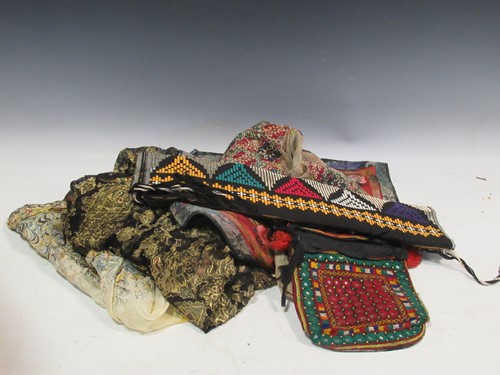 Lot 173 - A collection of textiles to include a Chinese...