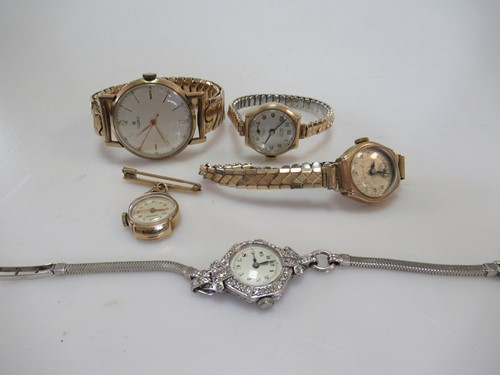 Lot 238 - Four wrist watches incluing an Art Deco watch,...