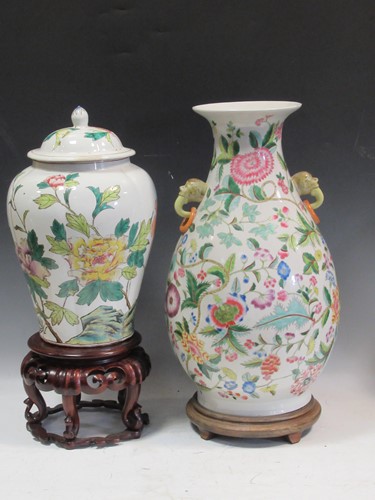 Lot 124 - A large Chinese modern vase, decorated with...